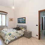 Torino Dora Modern & Functional Flat